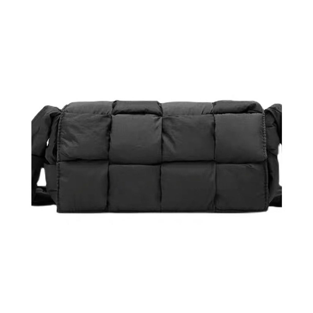 12ac7ec1586e24df4a3590601a5d386e