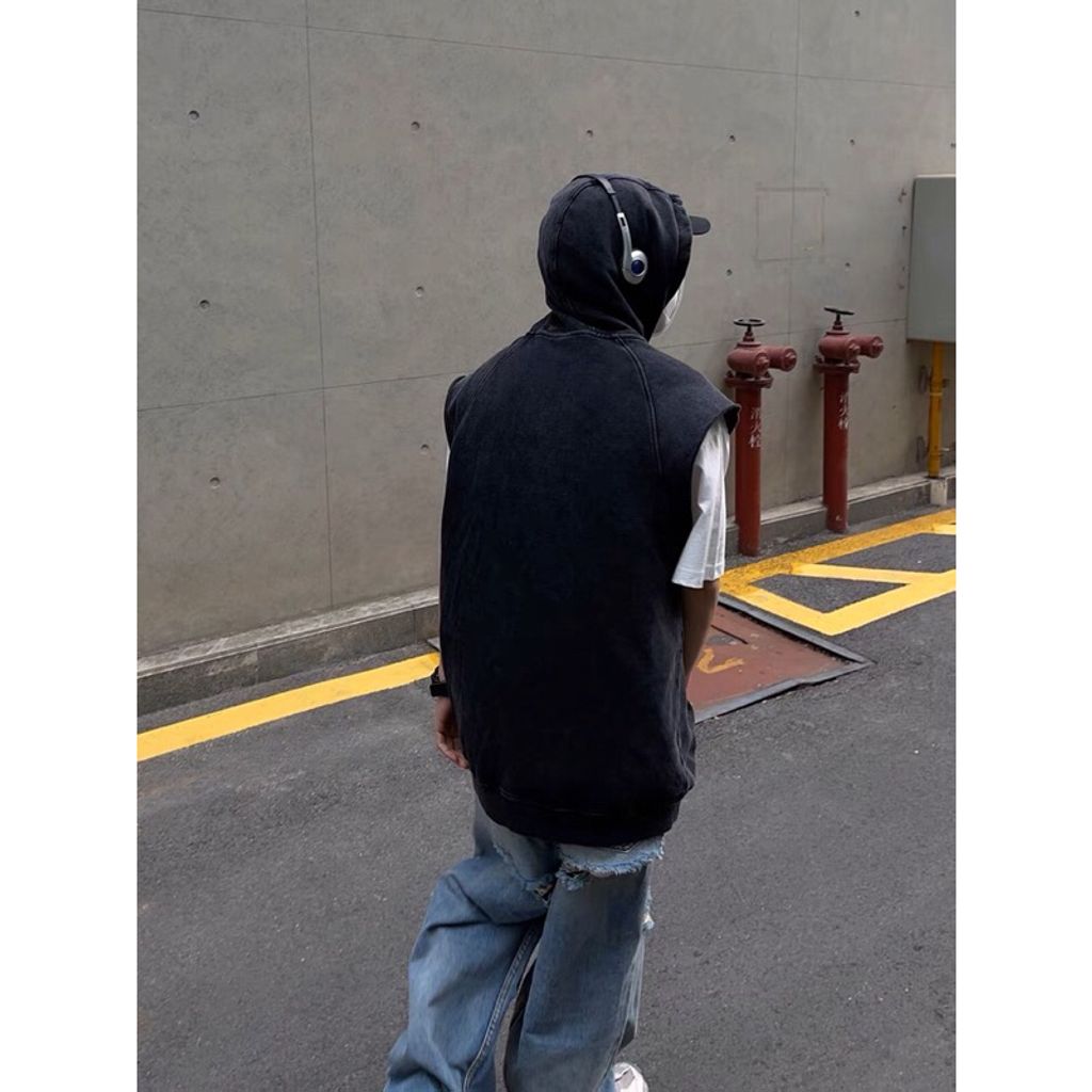 tw-11134207-7qukx-lg2iu9dmt6p6e4