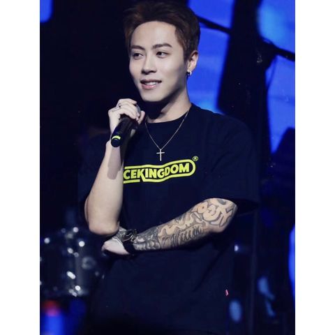 tw-11134207-7qul4-lk0ik6m8g5l967