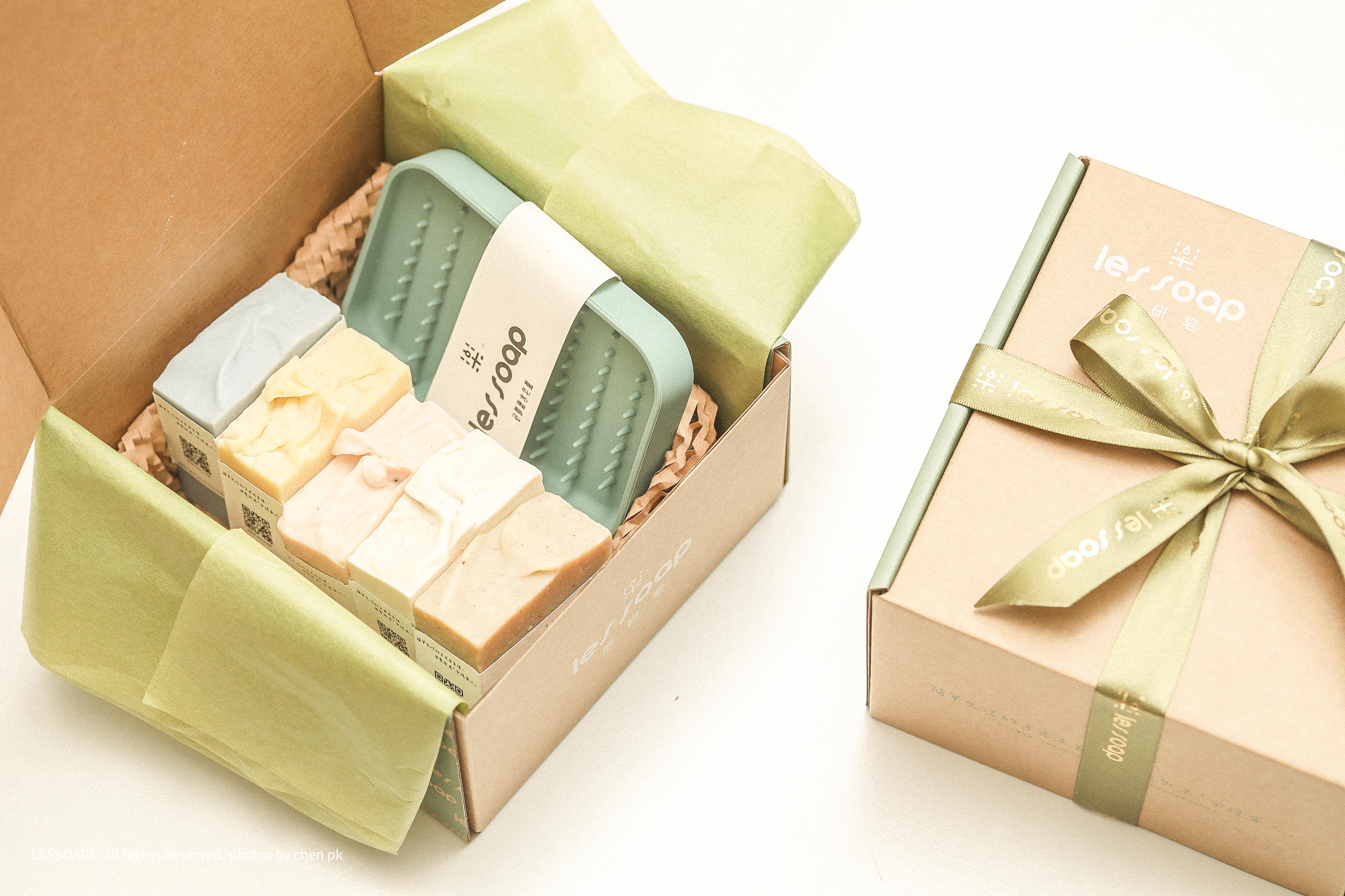 20240222-打開禮盒+5顆皂+皂盤HV2A1834