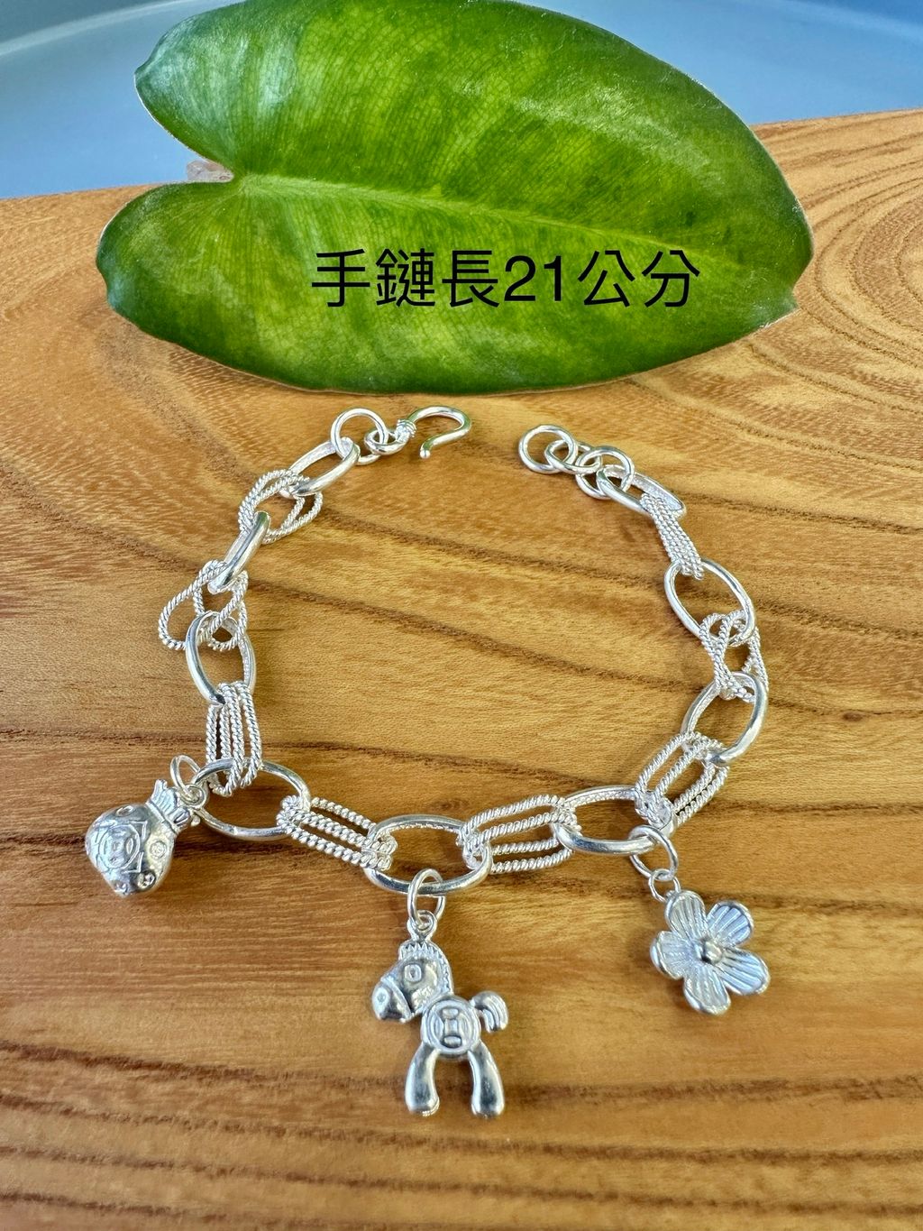 5902CD34-BFF6-483C-9C65-062158595D1A