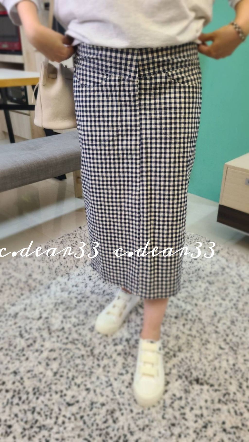 Picsart_23-04-20_00-02-23-442