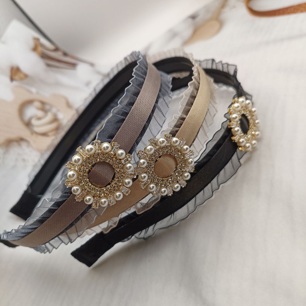 b10cd772-a32a-4f65-ac9d-7bd7b24fd3d51984552174310467922