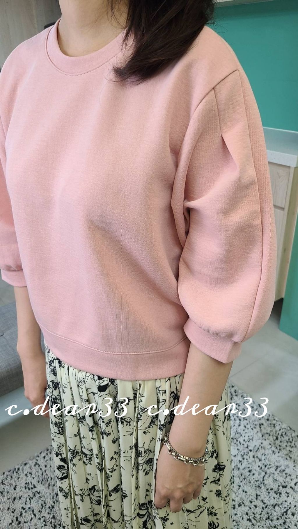 Picsart_23-04-22_02-43-29-448