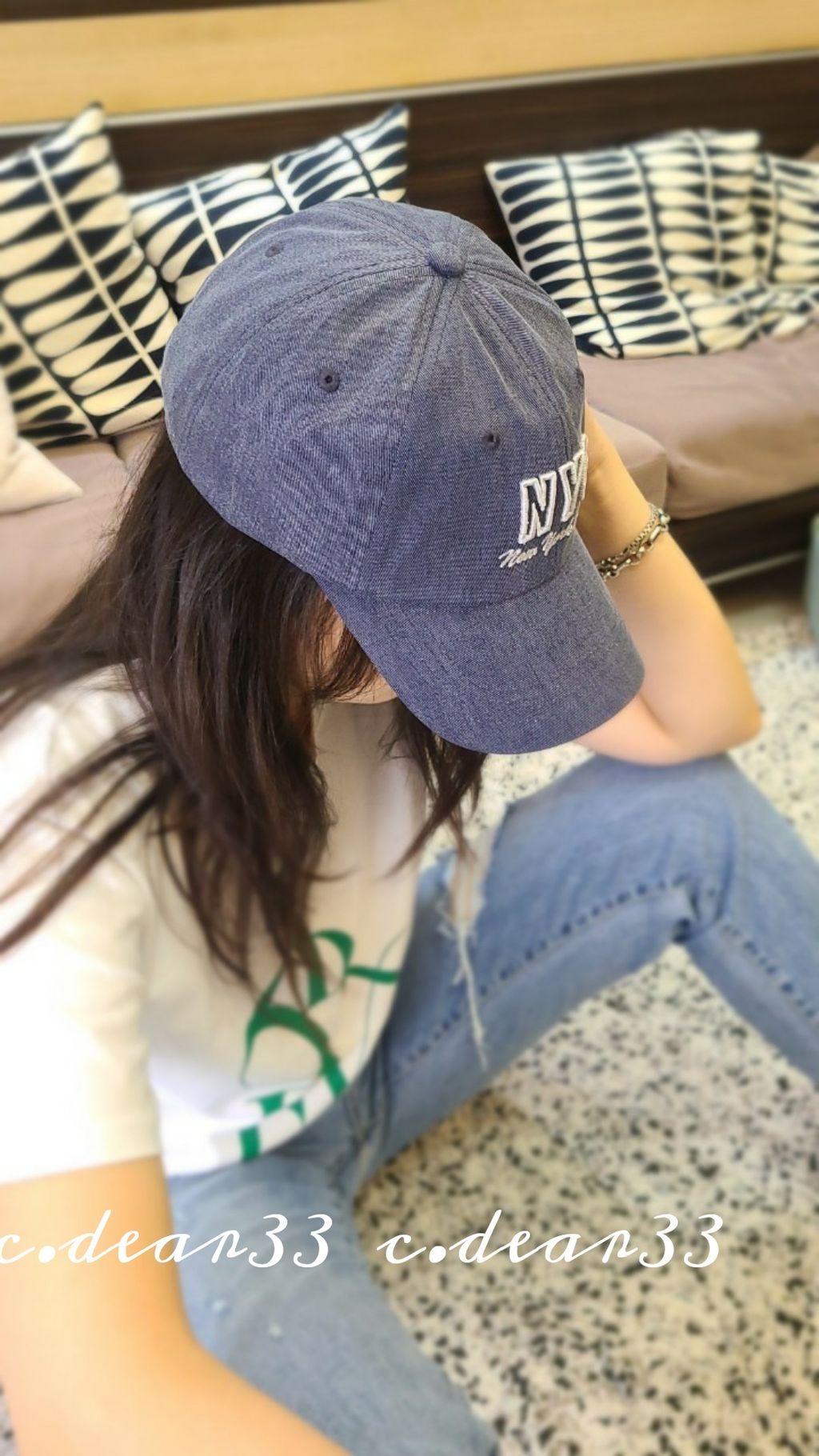 Picsart_23-04-23_21-14-39-118