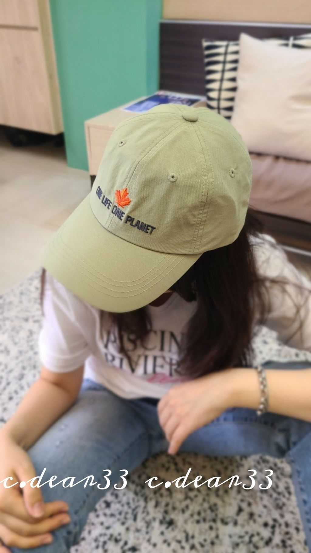 Picsart_23-04-23_21-27-36-816