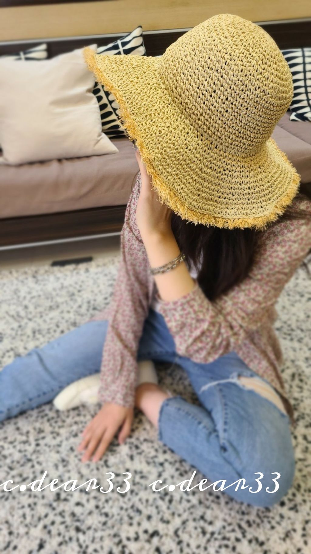 Picsart_23-04-23_21-40-37-347