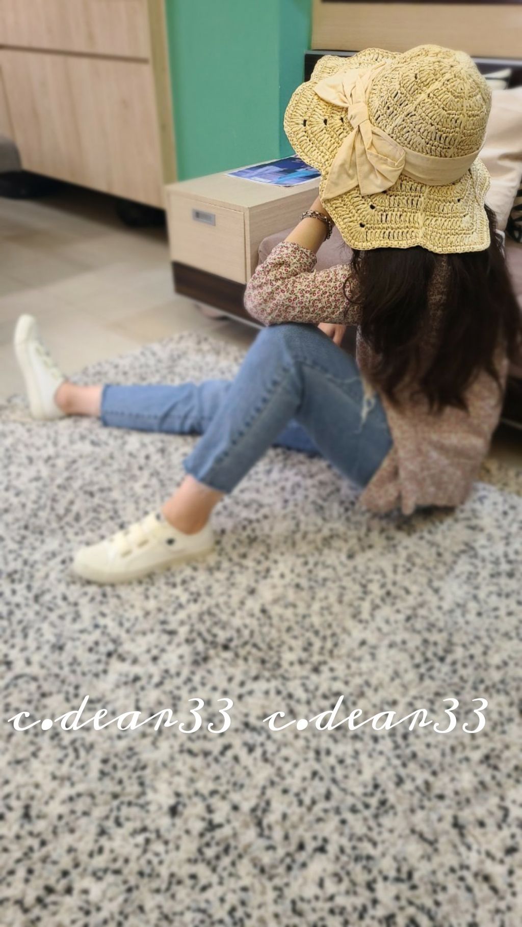 Picsart_23-04-23_23-03-56-452