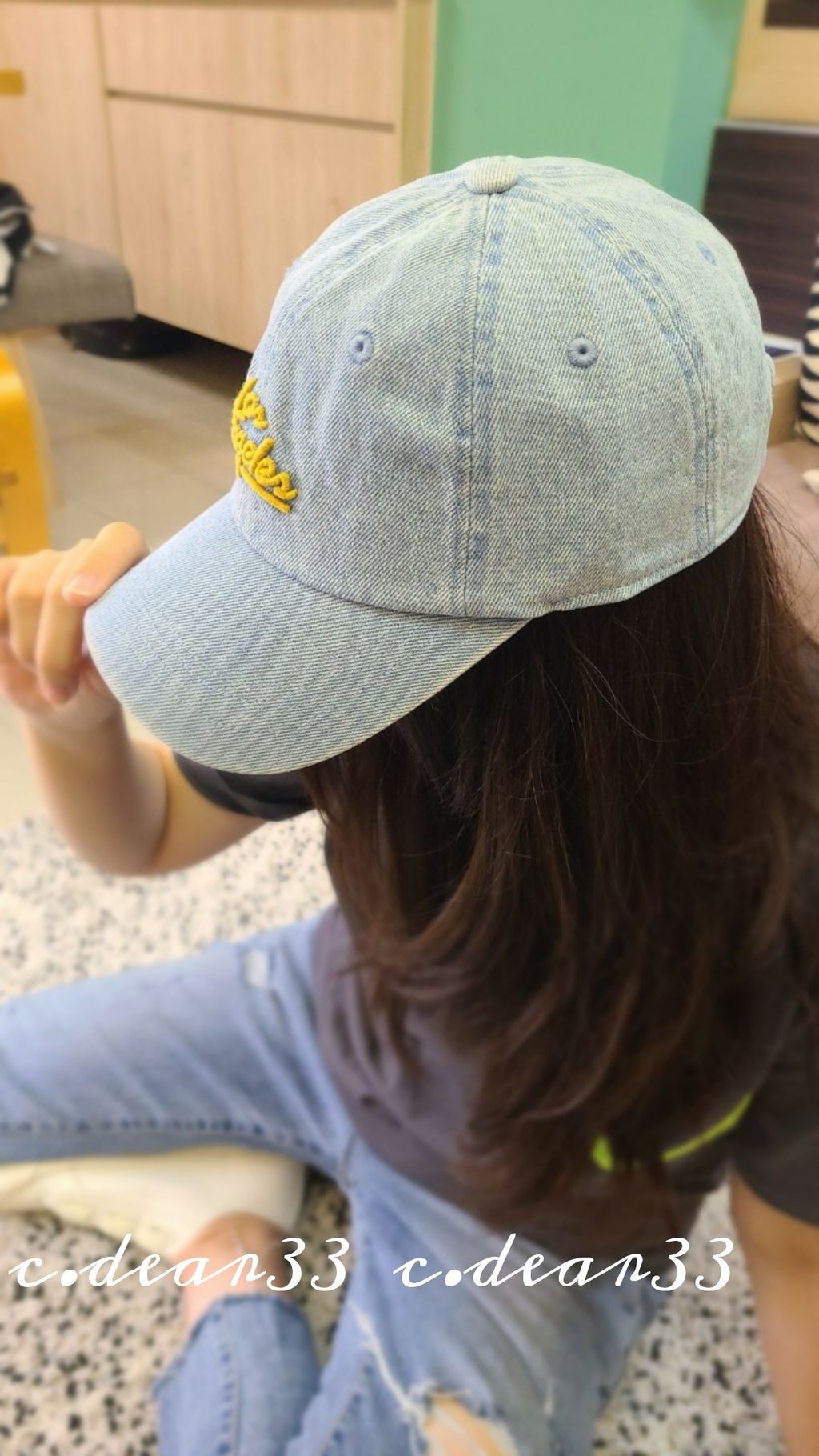 Picsart_23-04-24_10-52-01-389