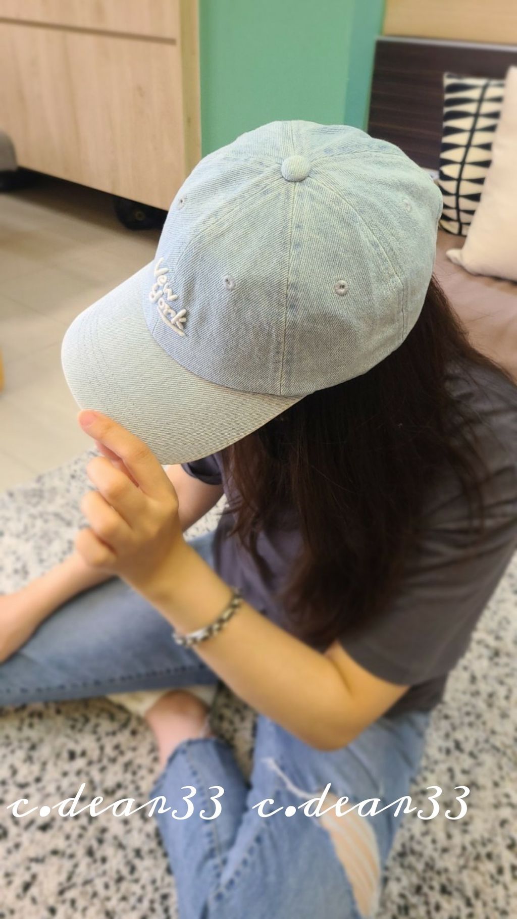 Picsart_23-04-24_10-51-03-583