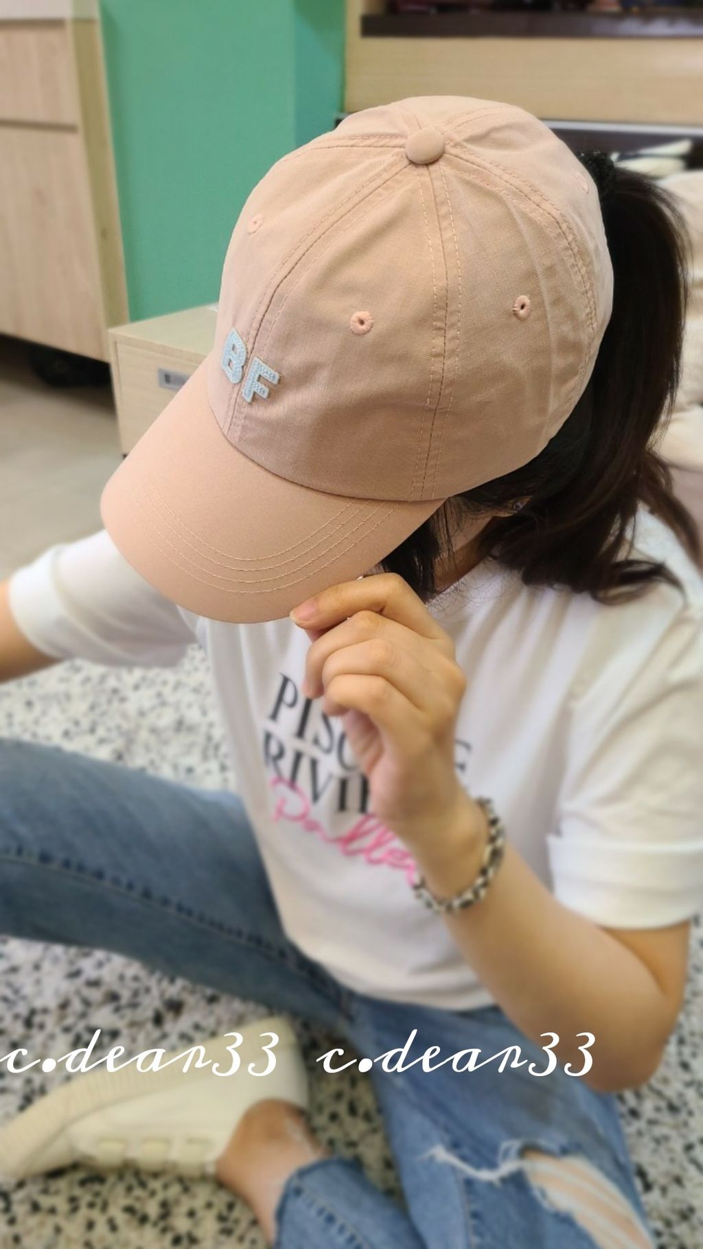 Picsart_23-04-24_10-42-50-760