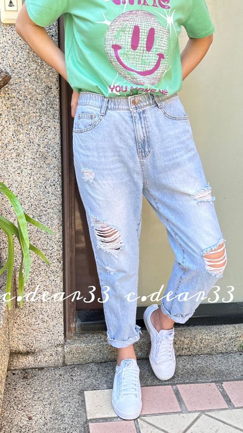 Picsart_23-05-07_21-52-28-585