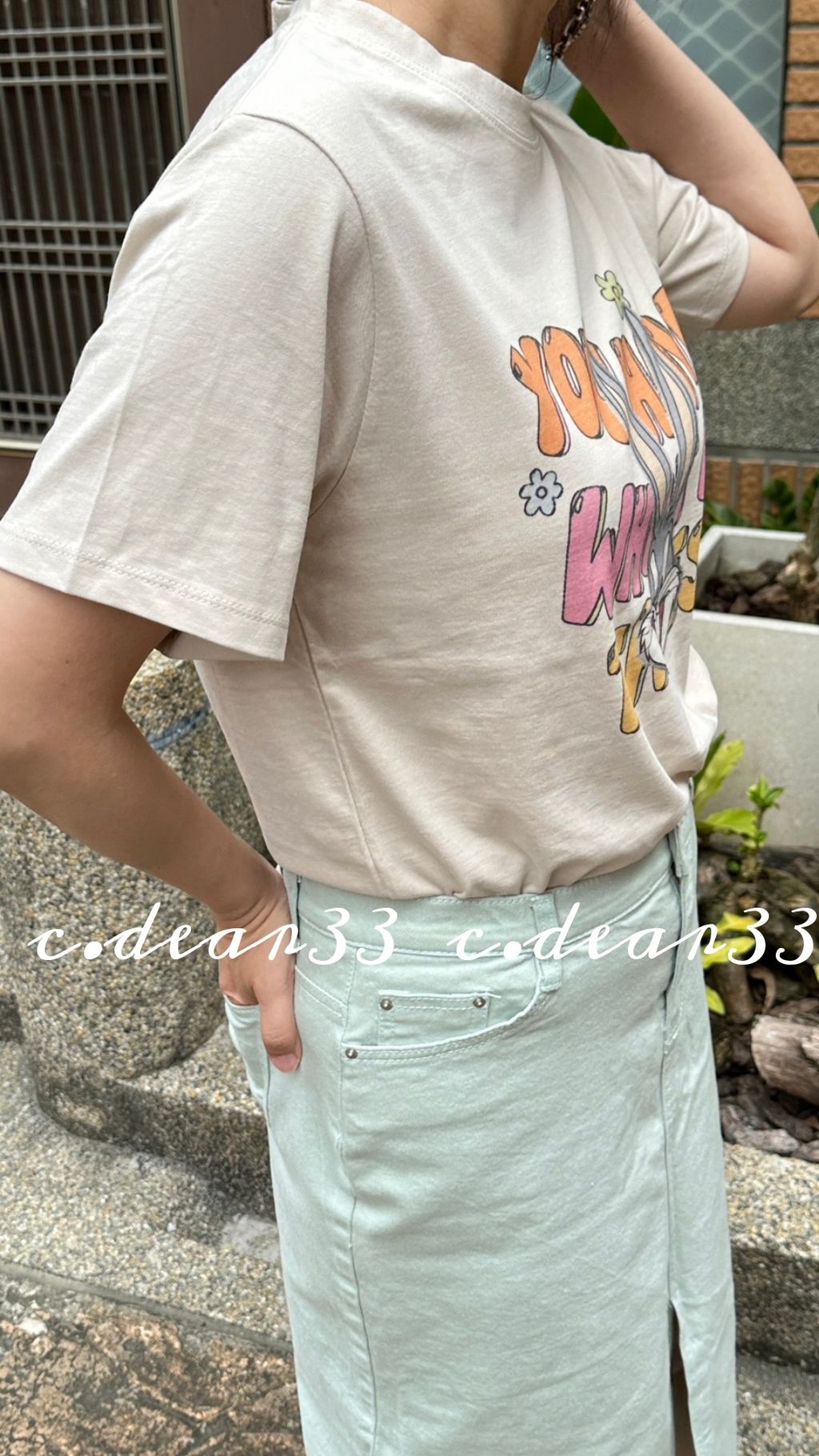 Picsart_23-05-12_22-43-21-100