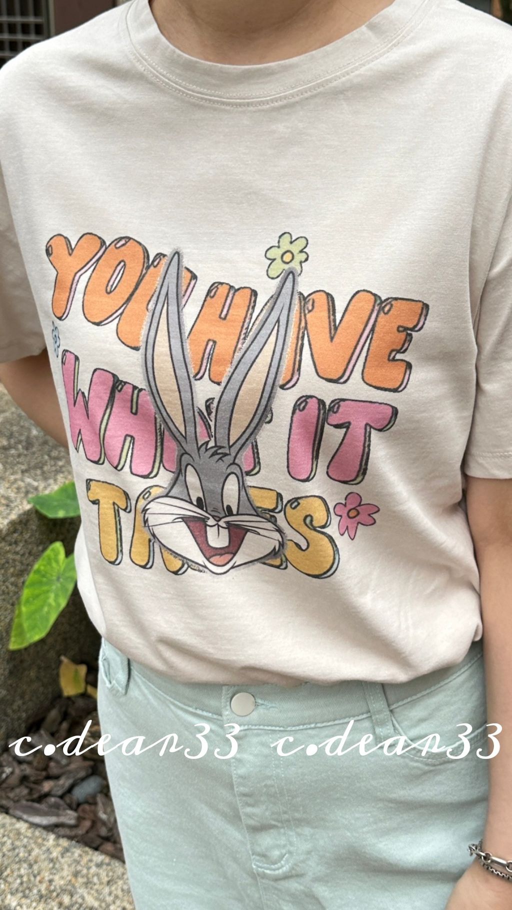 Picsart_23-05-12_22-45-33-571