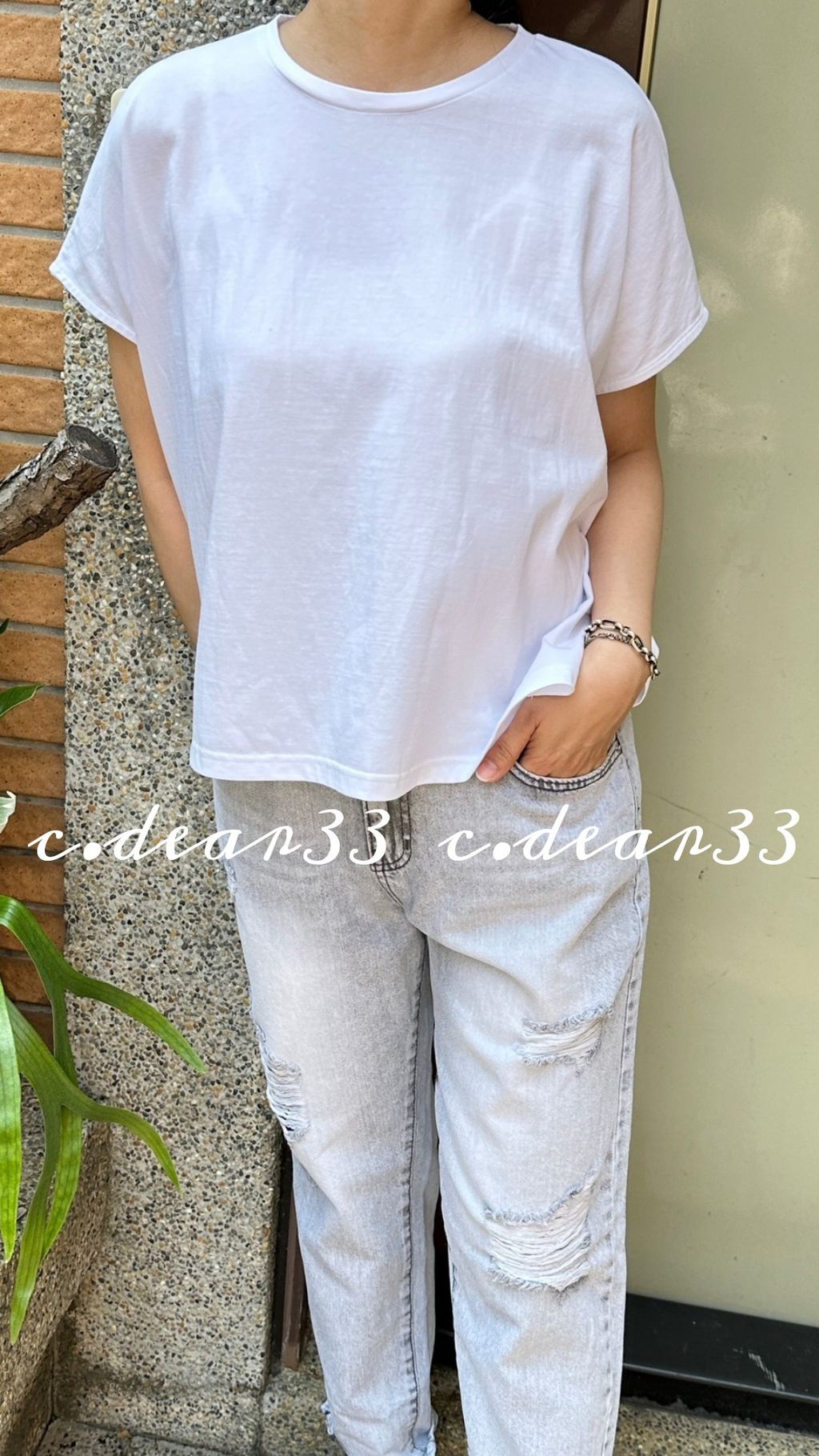 Picsart_23-05-18_01-54-59-439