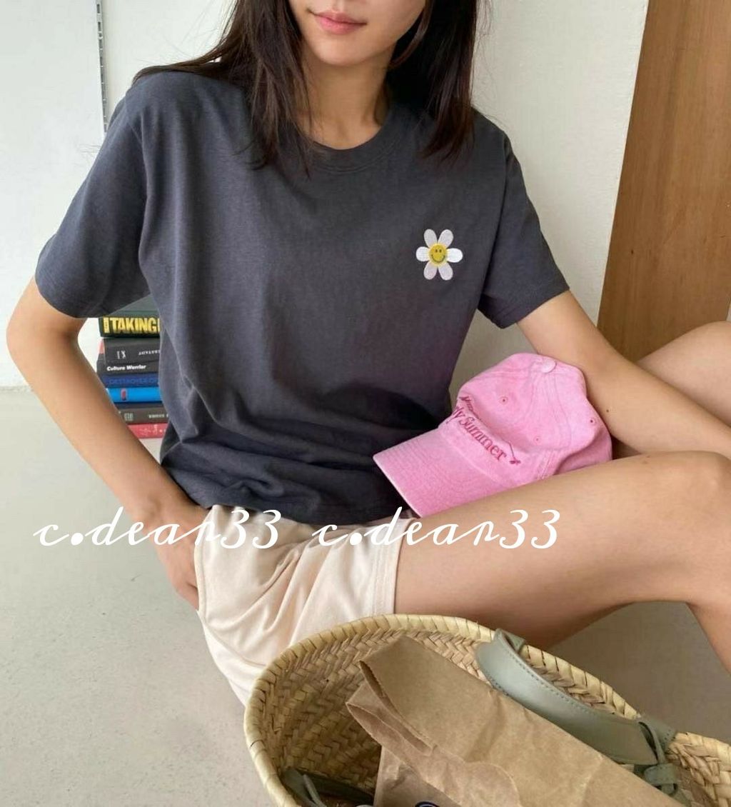 Picsart_23-06-07_22-22-29-088