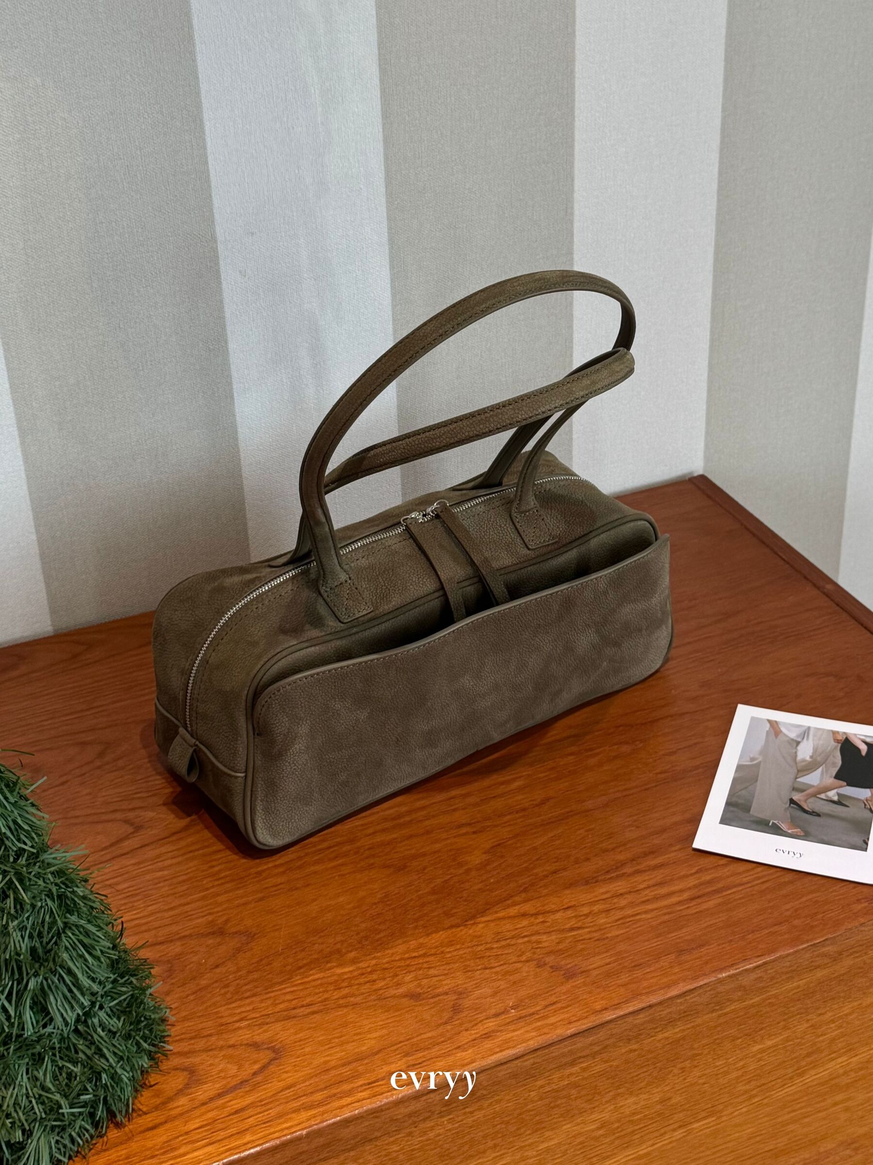 BAGS photo edit! NOV24 (4)