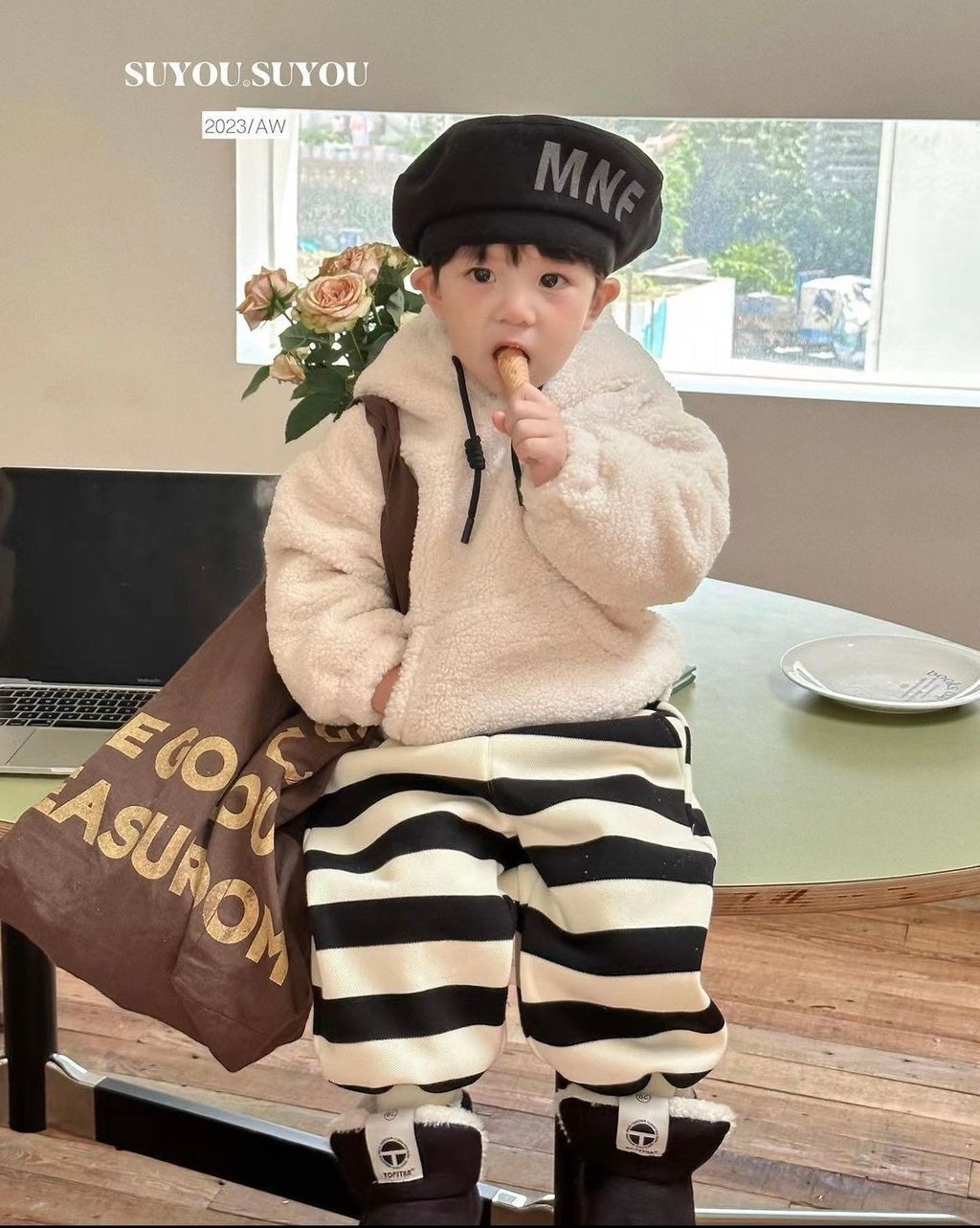 5E8DCC94-4F32-4A9C-BA08-62E3E9AEB783