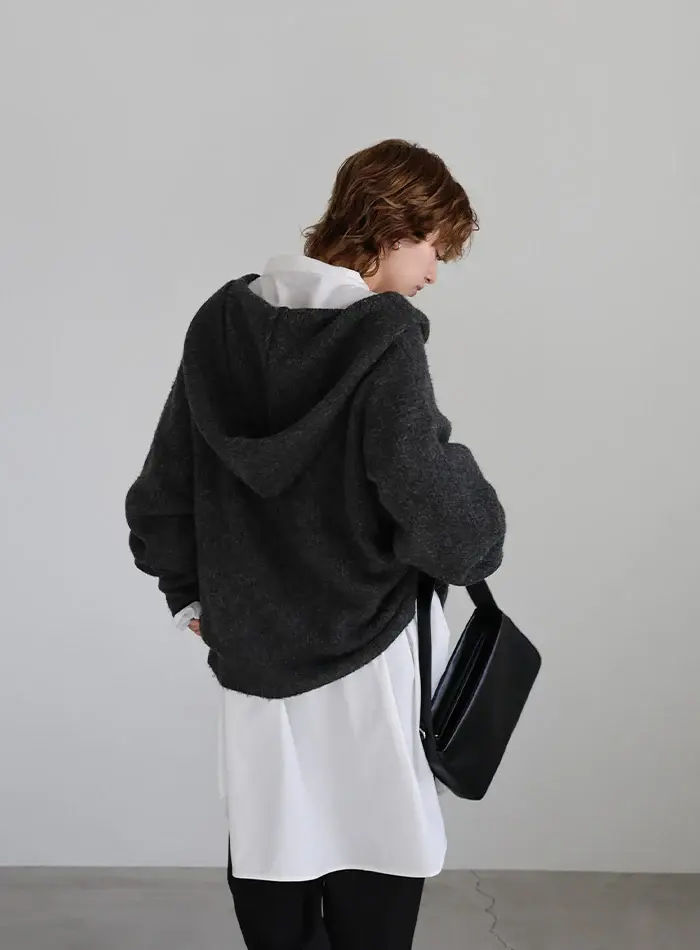 cd325106-_-bk-05_700x950