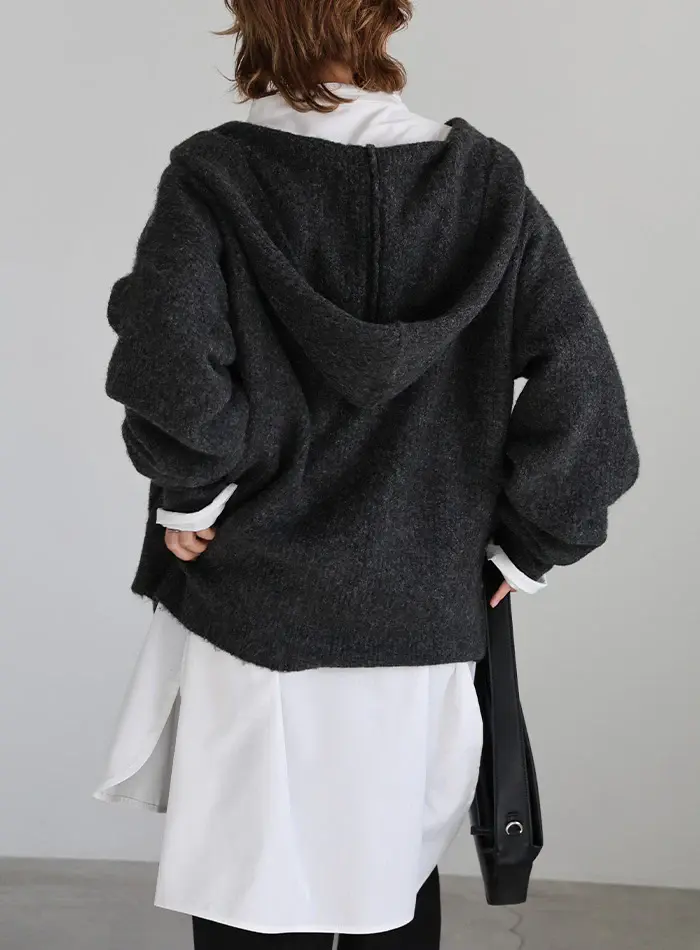 cd325106-_-bk-04_700x950