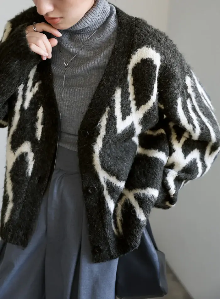 30001656-_-bk-09_700x950