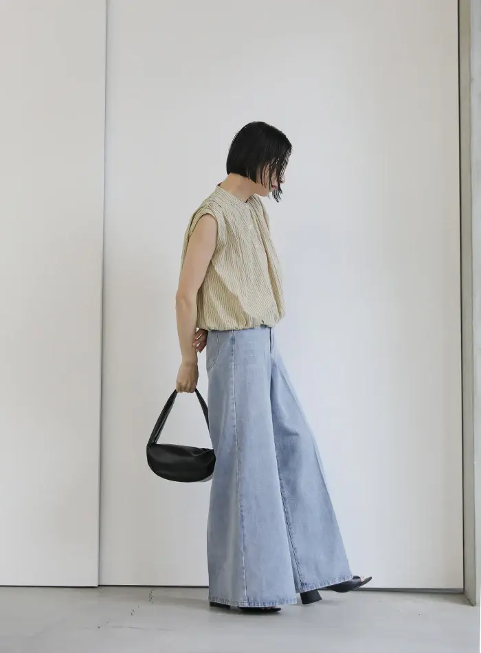 30001515-_-linb-09_700x950