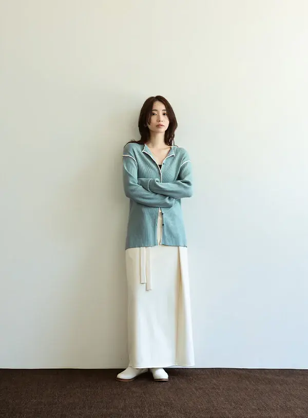 Et_cd325082-_-grn-03_600x