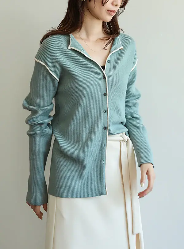 r-_Et_cd325082-_-grn-09_600x