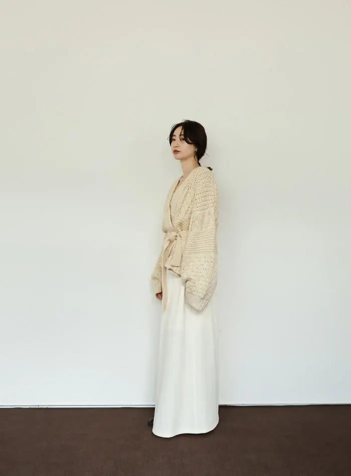 Et_cd325101-_-iv-08_700x950