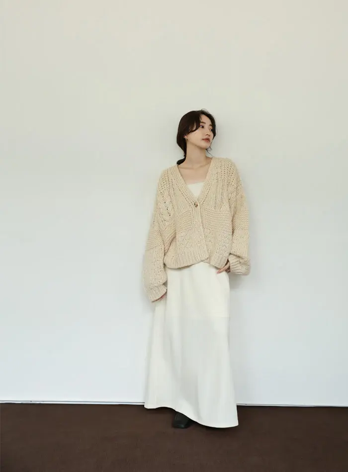 Et_cd325101-_-iv-02_700x950