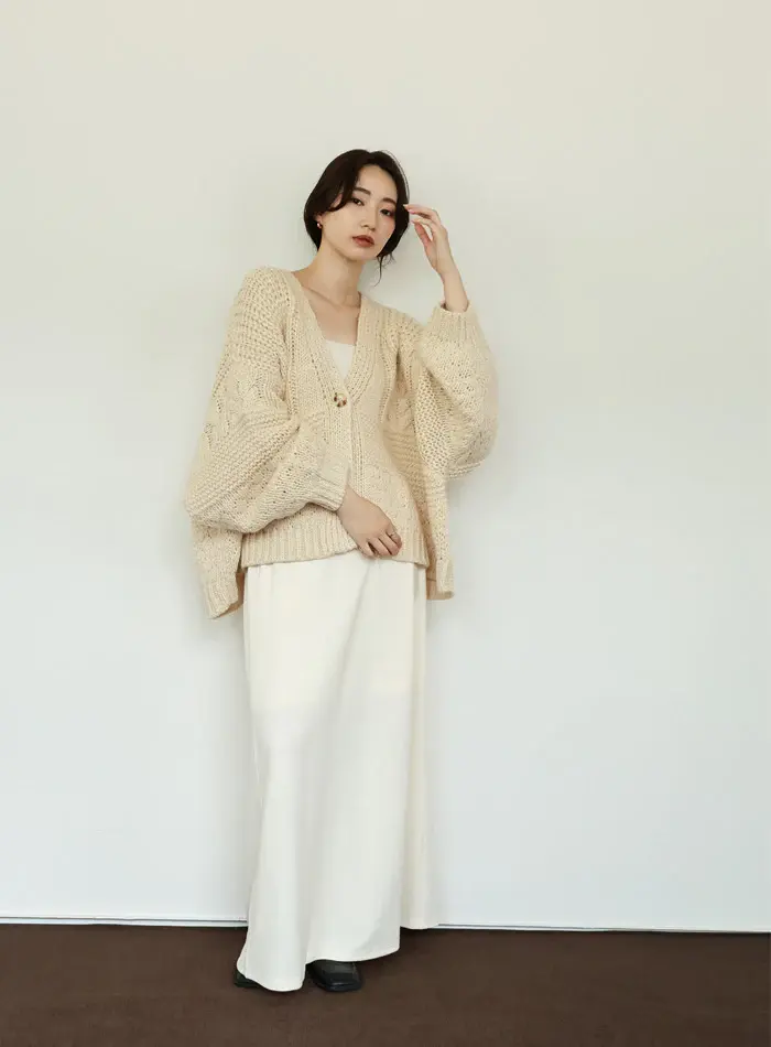 Et_cd325101-_-iv-03_700x950