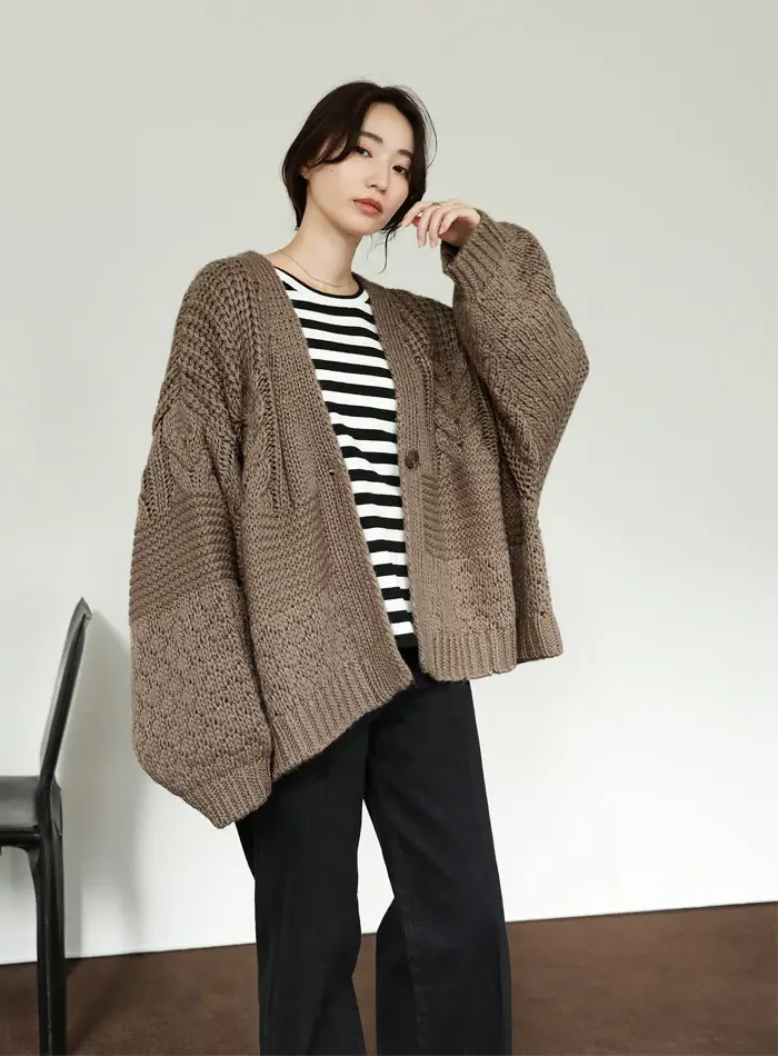 Et_cd325101-_-mo-05_700x950