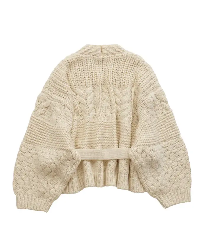 Et_cd325101-_-01_700x840