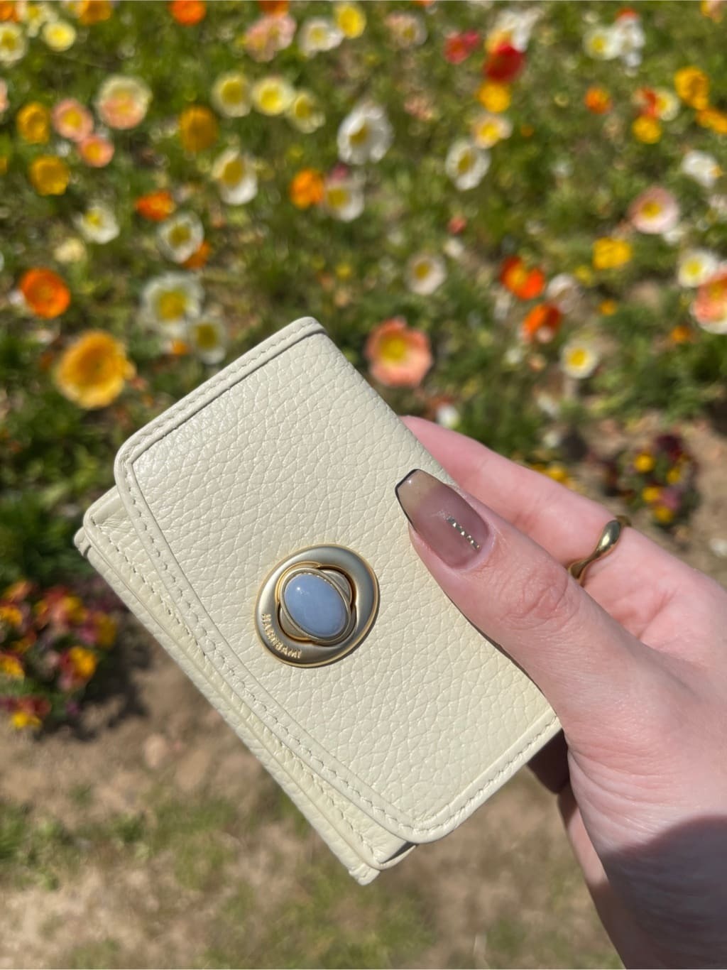 529ff24722bf8e2a987be8f834f376aa