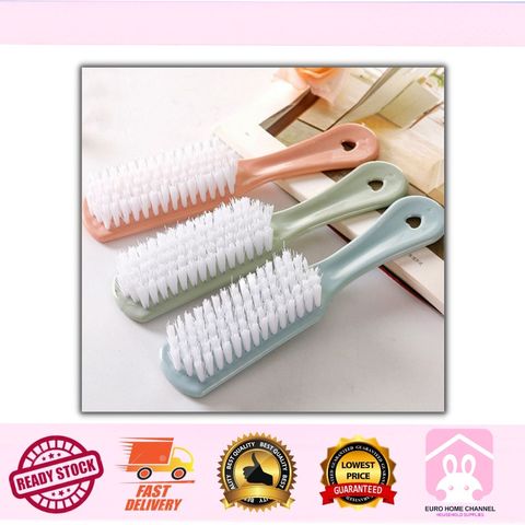 0bc15872595395011d4766864855a16e