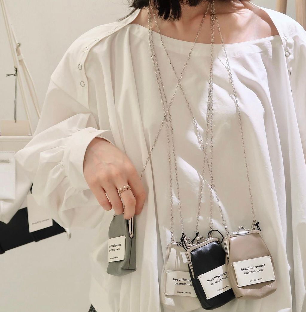 Beautiful People 日本製 mini clasp pouch 牛皮 口金包 鏈包 多色 Beautiful People 日本製 mini clasp pouch 牛皮 口金包 鏈包 多色