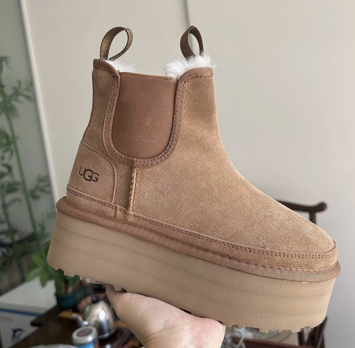 預購] UGG NEUMEL PLATFORM CHELSEA 厚底切爾西– Non Border
