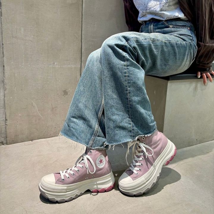 @wa_by_converse - R⤓Download 3