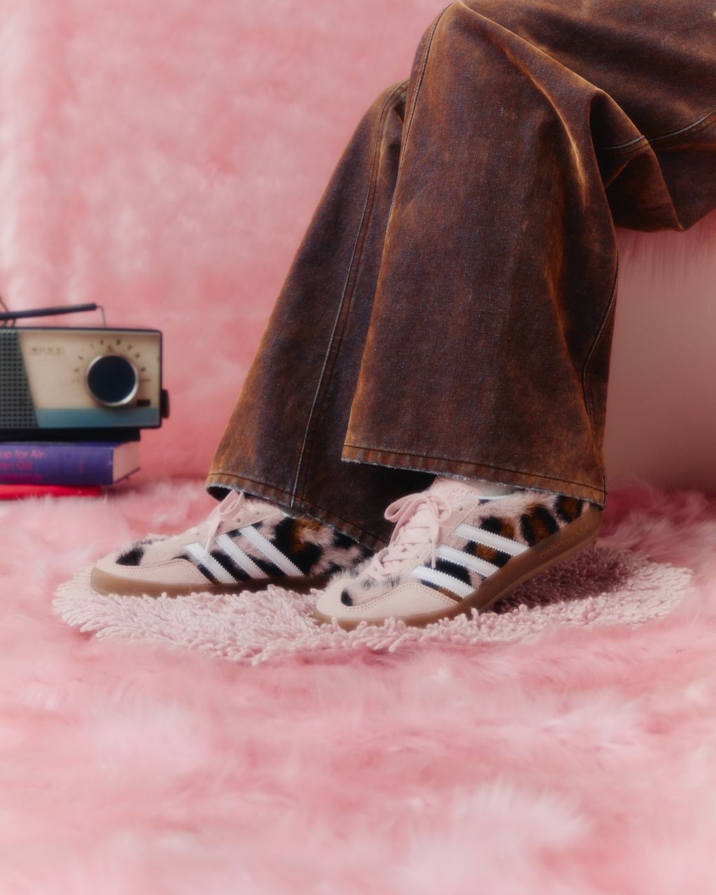 @atmos.pink_official - R⤓Download 9