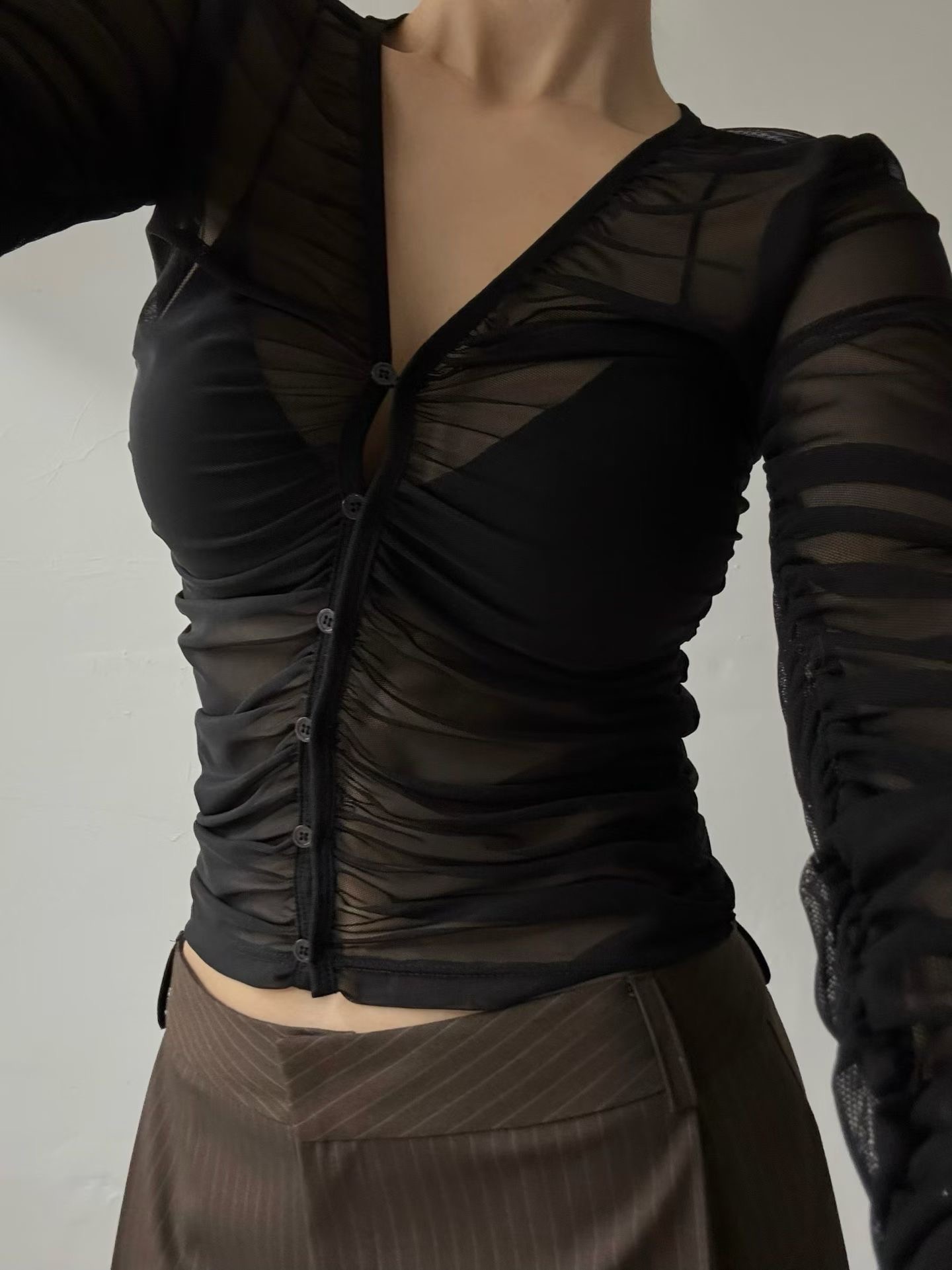 23