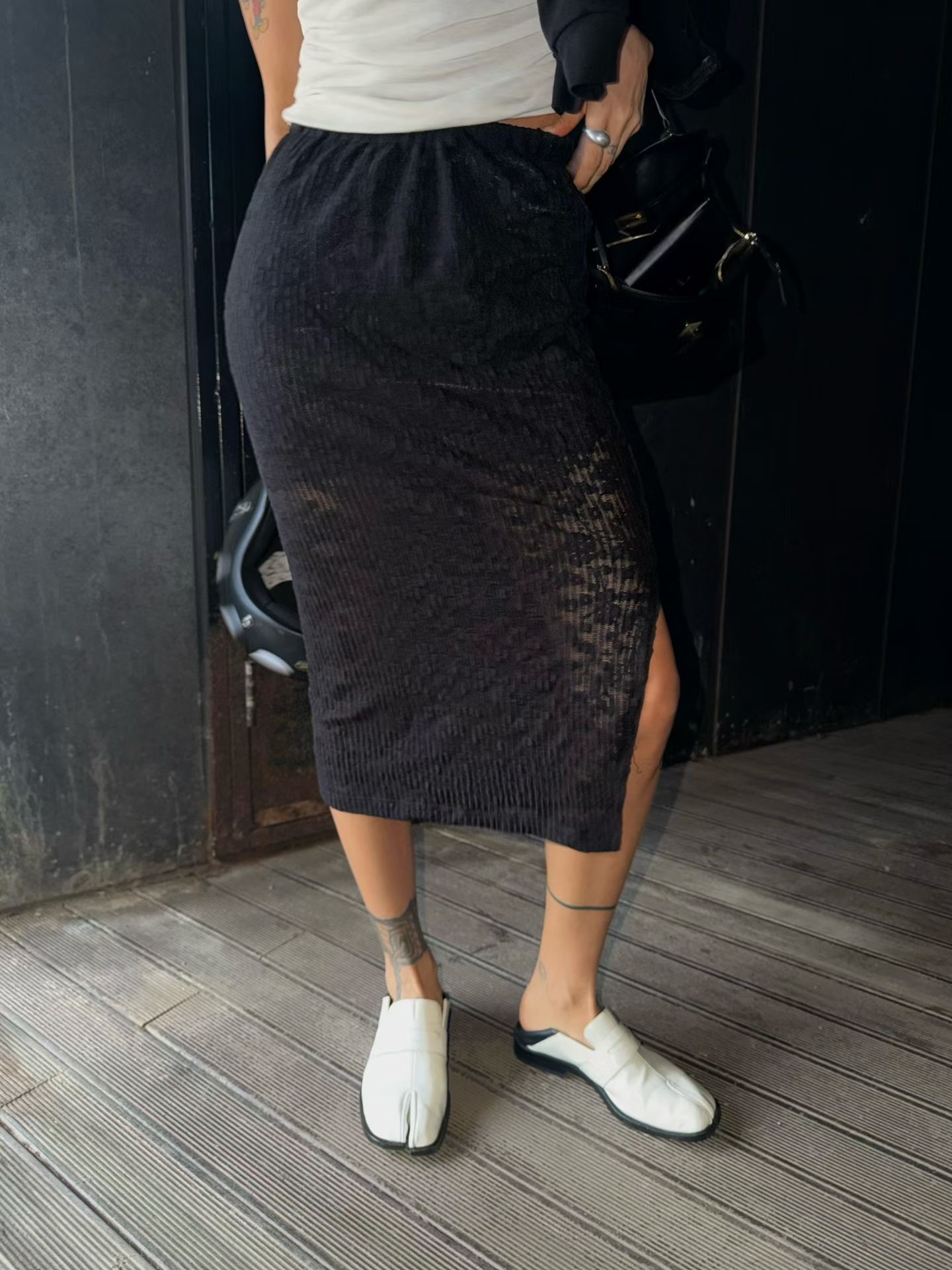 08