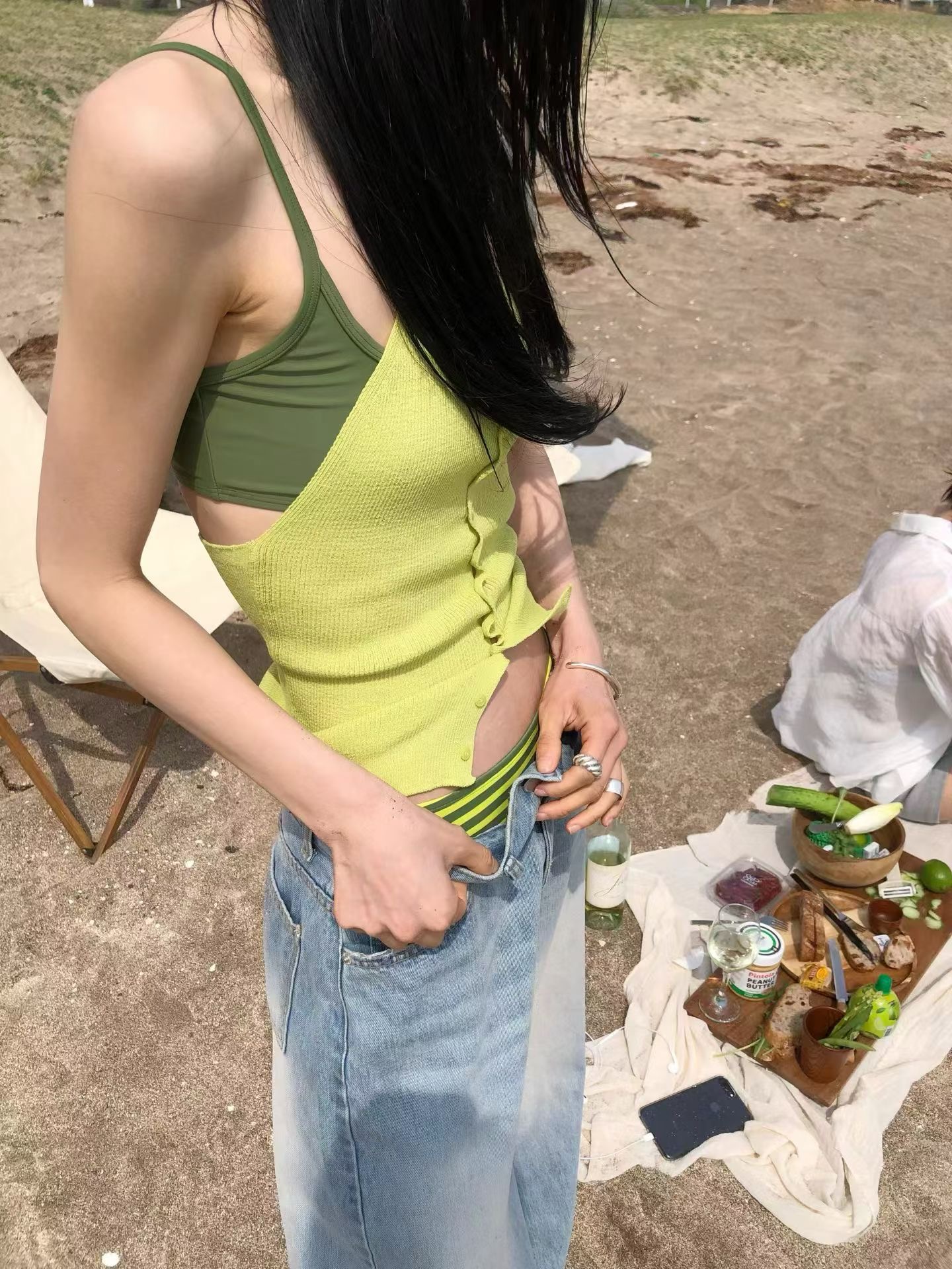 23