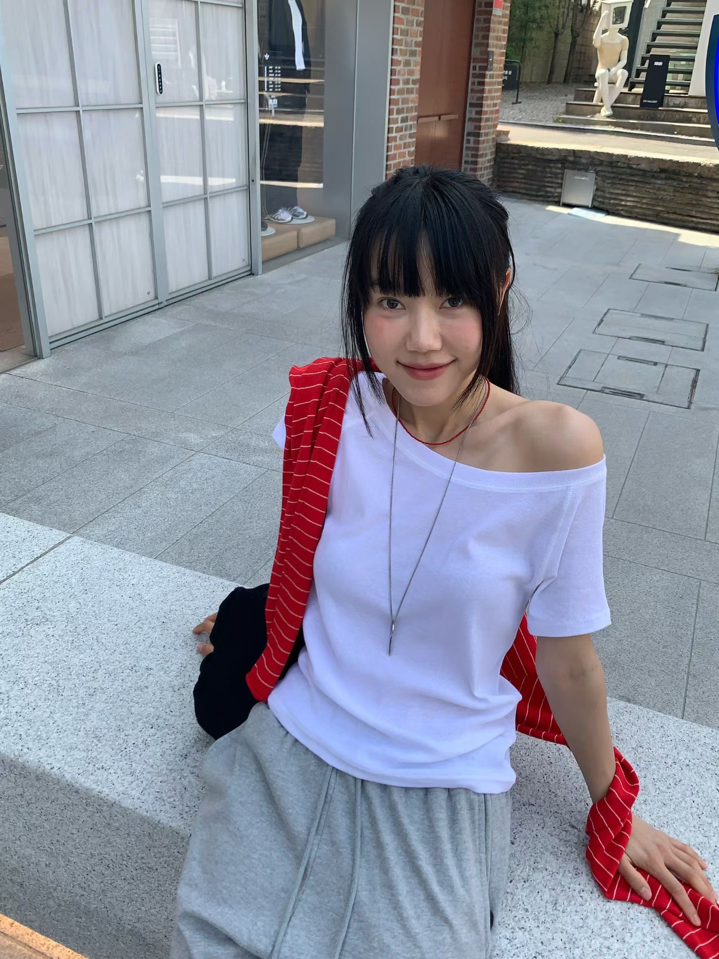 04