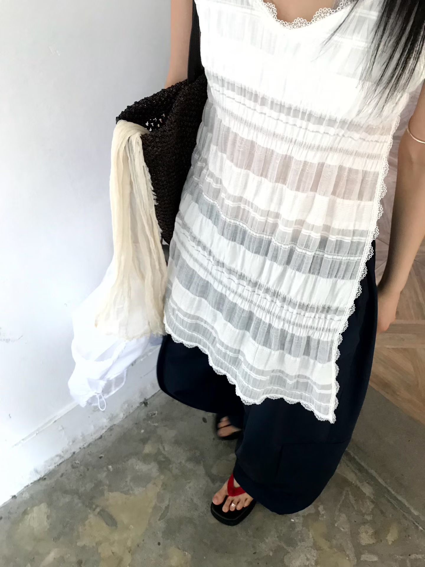 22