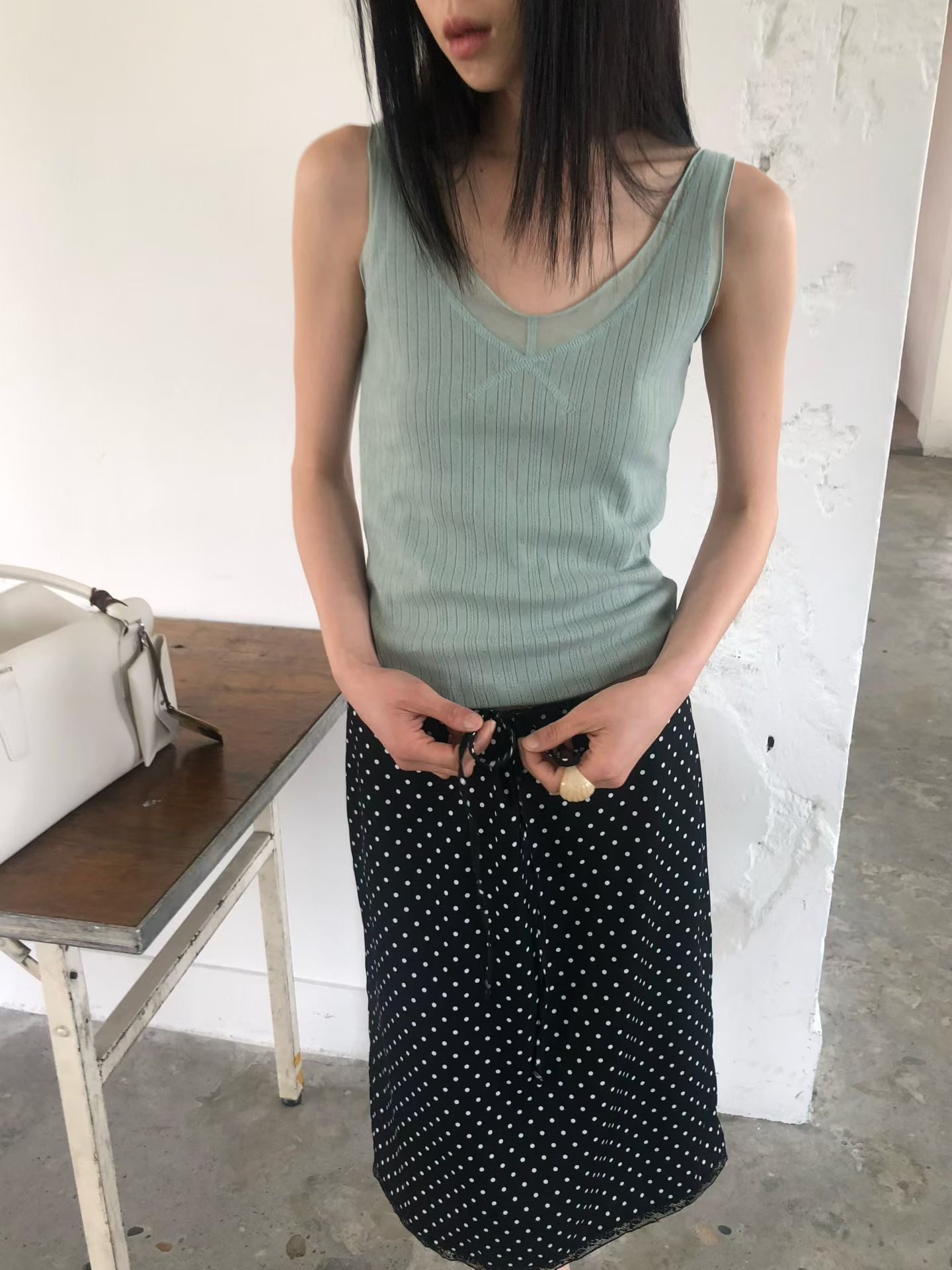 04