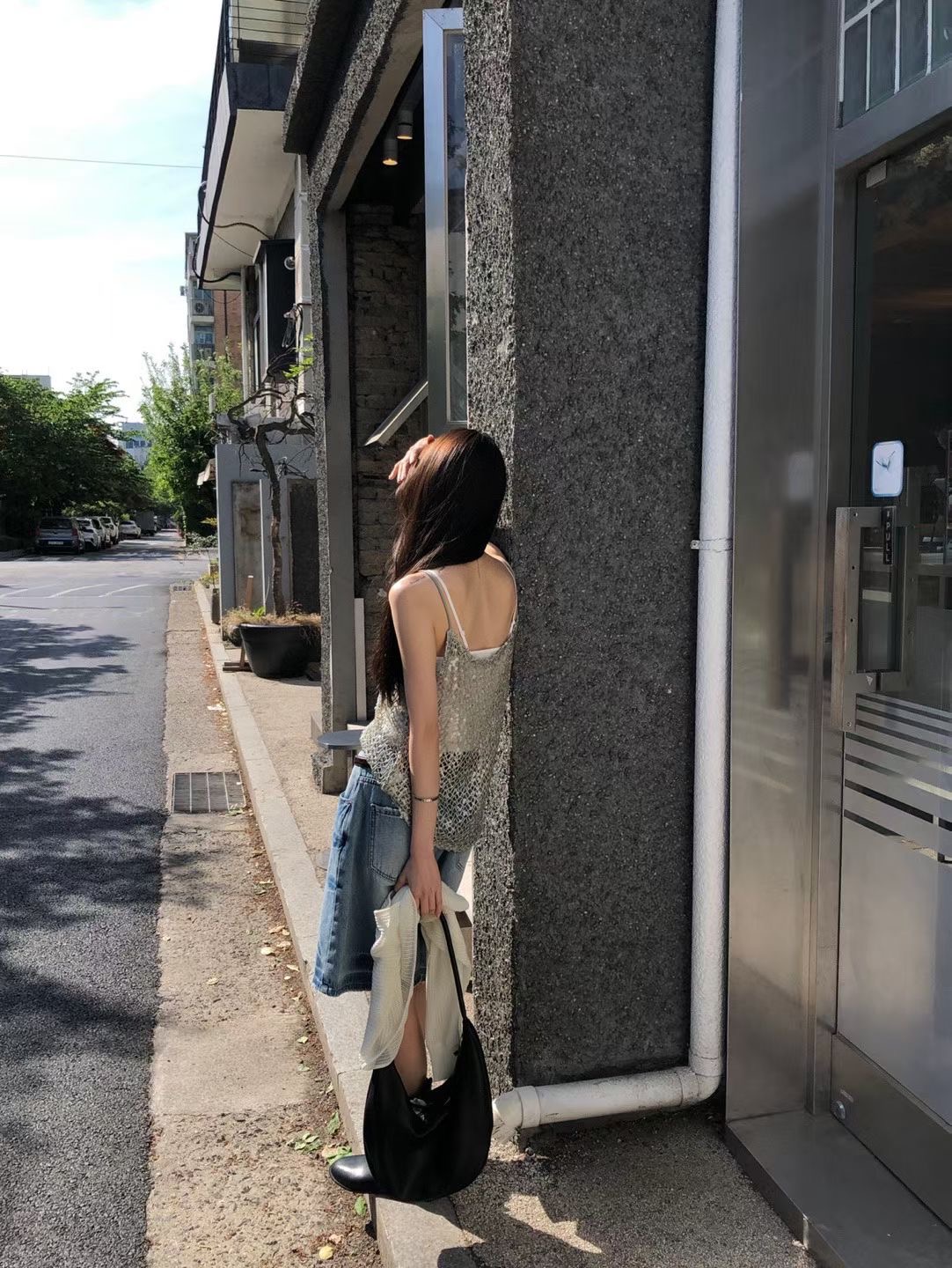 08