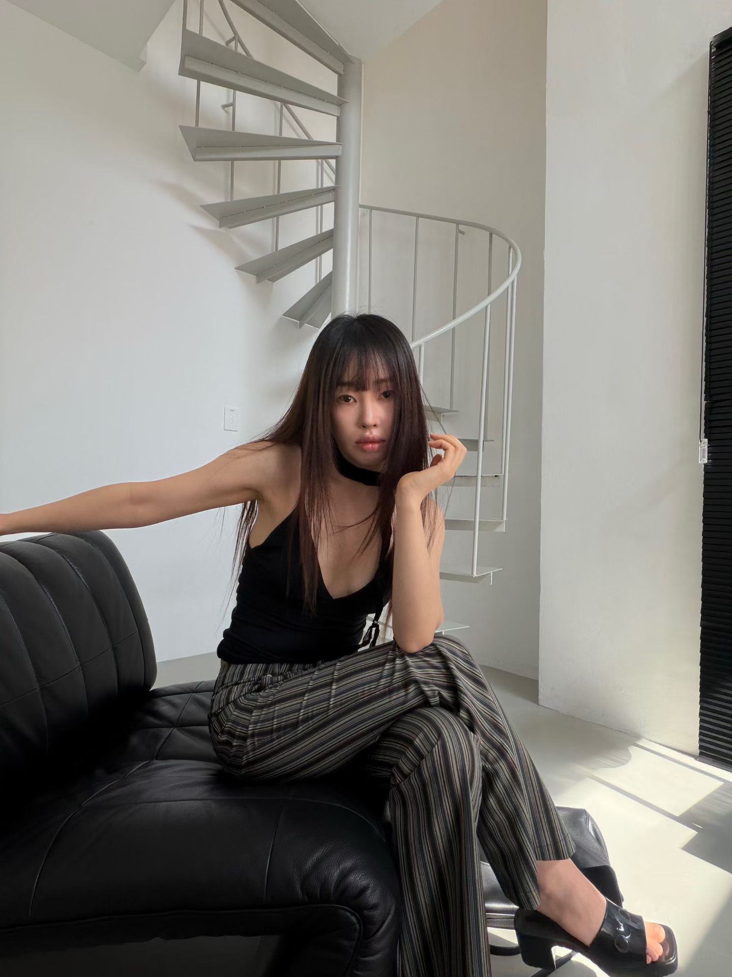 06