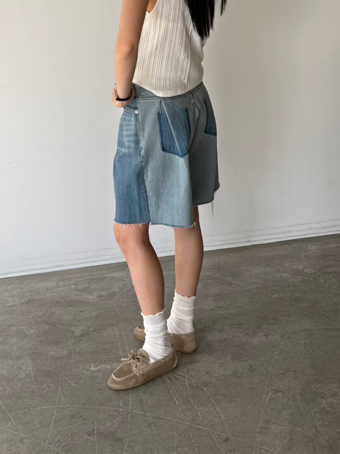 05