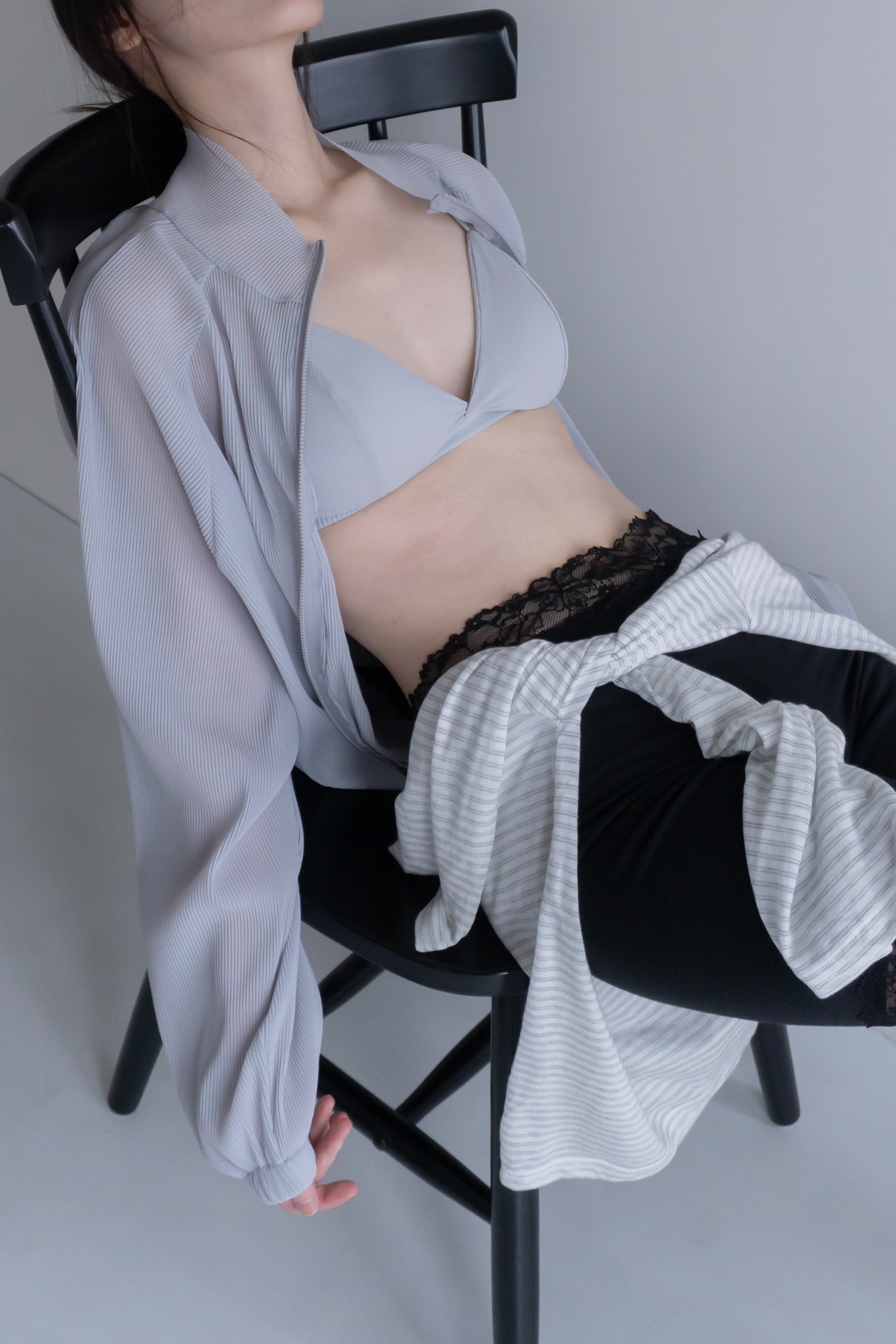 09