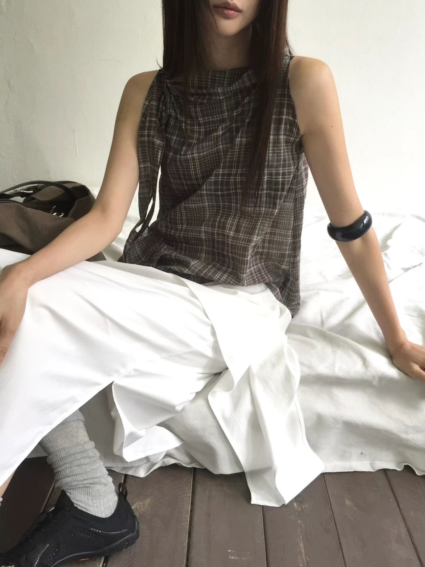 04